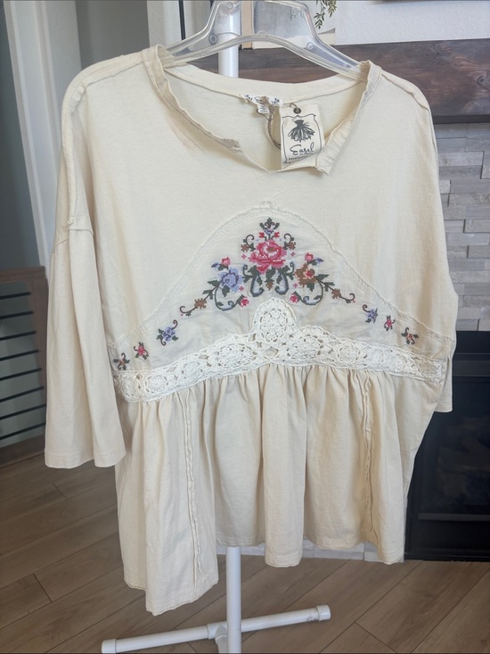 easel Tops - easel Cream Embroidered Peplum Tunic with Lace